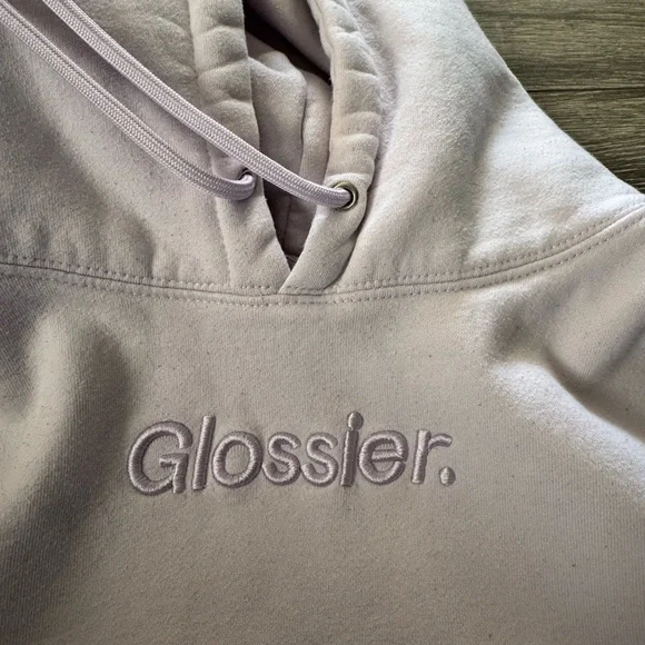 Glossier Women’s Lavender Hoodie with Embroidered Logo Size XL - Picture 3 of 9